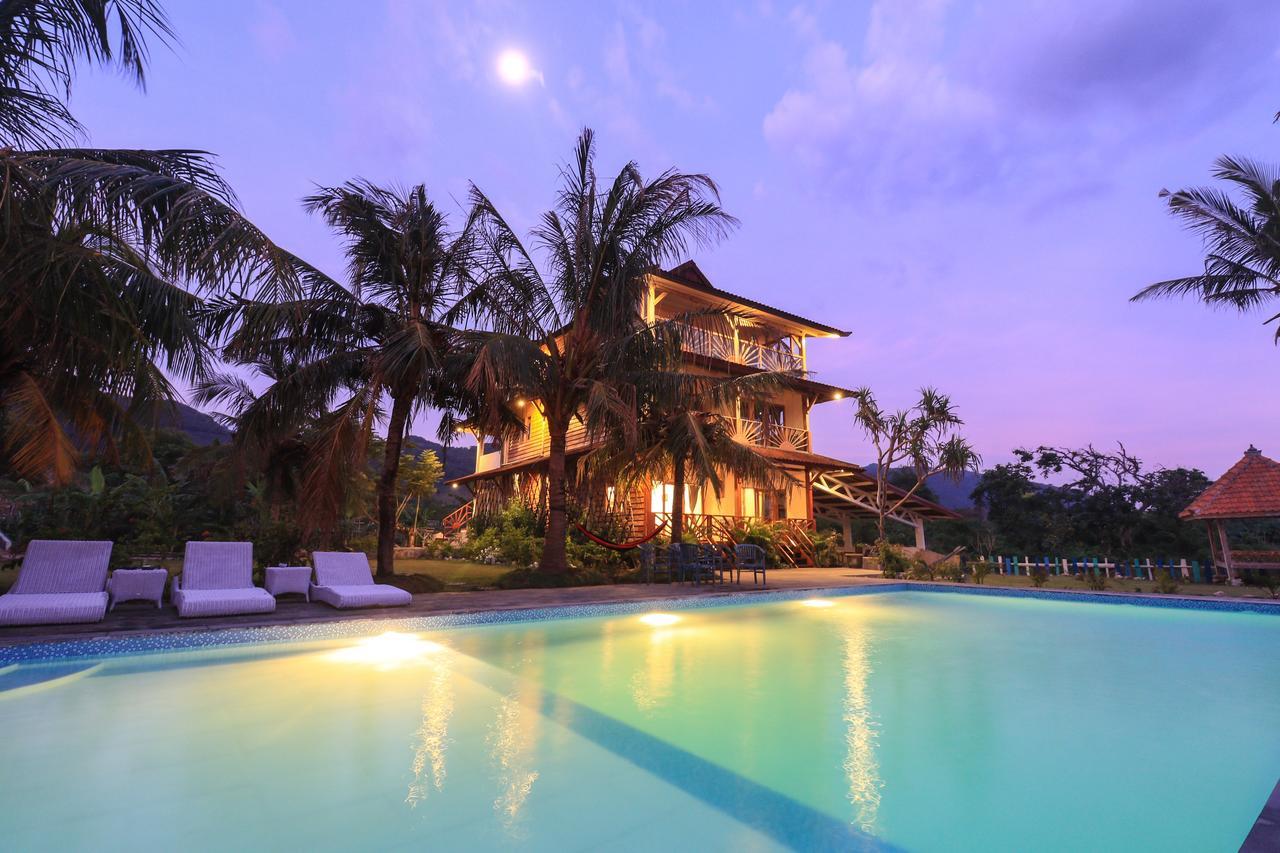 The Tree House Sumbawa Hotel Huu ภายนอก รูปภาพ